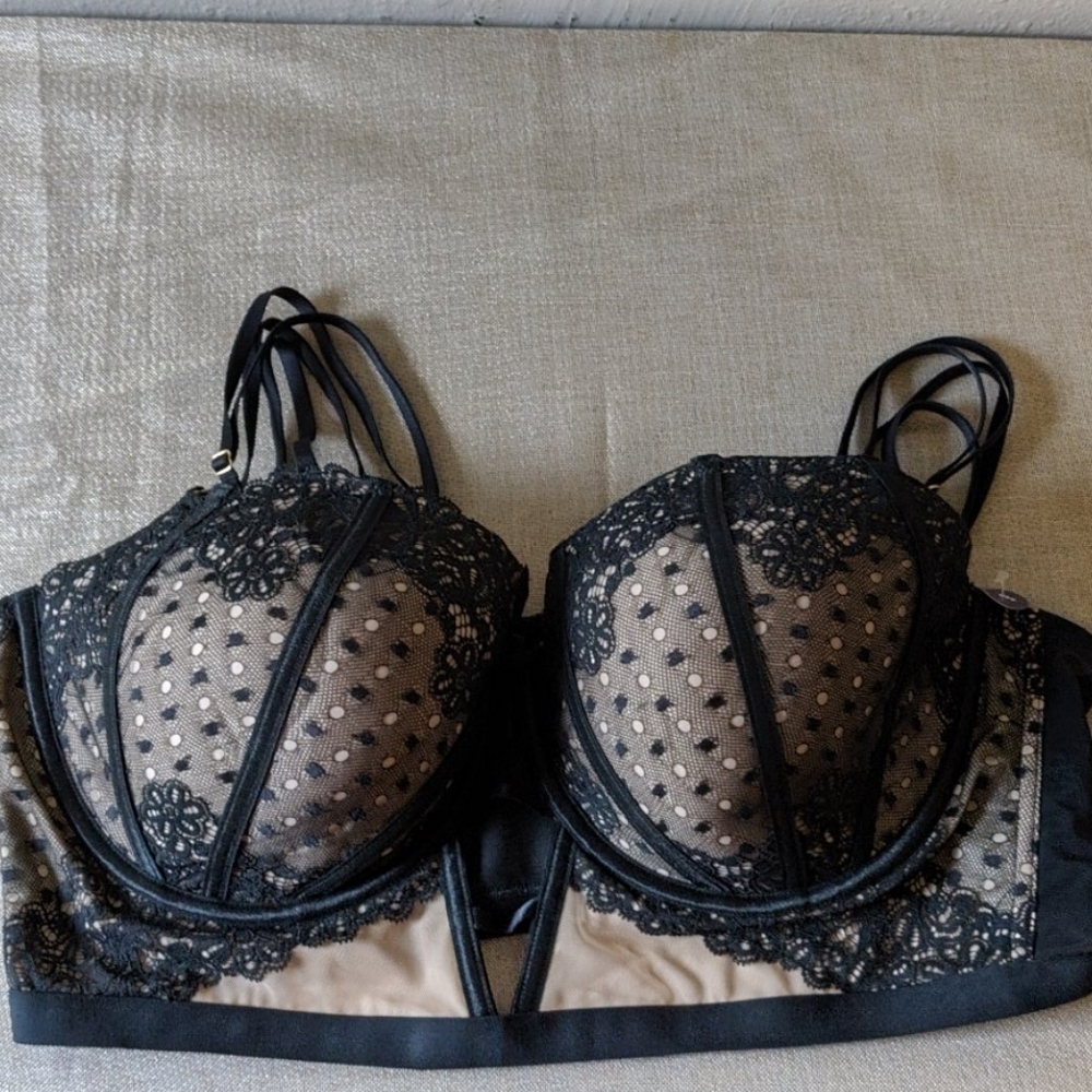 Cacique Lace Bra 44D